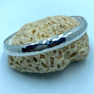 925 SterlingSilver hammered bangel